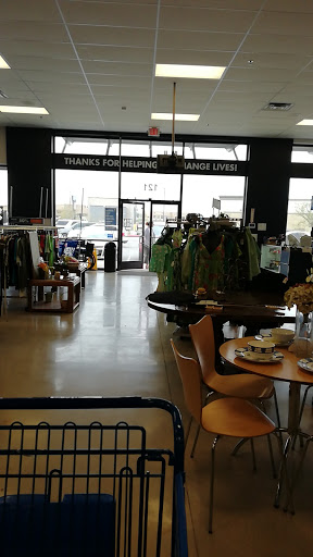 Thrift Store «Goodwill Store & Donation Station», reviews and photos, 635 Cibolo Valley Drive, Cibolo, TX 78108, USA