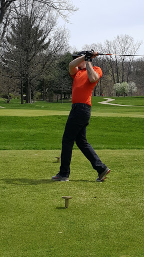 Golf Driving Range «Painesville Country Club», reviews and photos, 84 Golf Dr, Painesville, OH 44077, USA