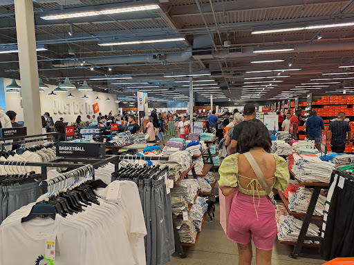 Shopping Mall «Las Americas Premium Outlets», reviews and photos, 4211 Camino De La Plaza, San Diego, CA 92173, USA