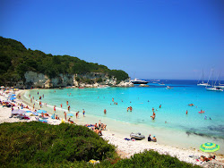 Foto di Spiaggia di Voutoumi e il suo bellissimo paesaggio