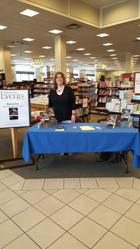 Book Store «Barnes & Noble», reviews and photos, 2540 Futura Park Way, Plainfield, IN 46168, USA