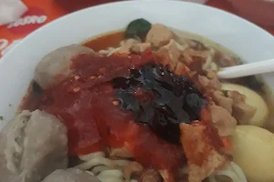 Baso & Mie Ayam Sumber Barokah image