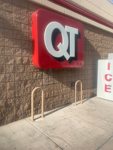 Gas Station «QuikTrip», reviews and photos, 9910 W Camelback Rd, Glendale, AZ 85307, USA