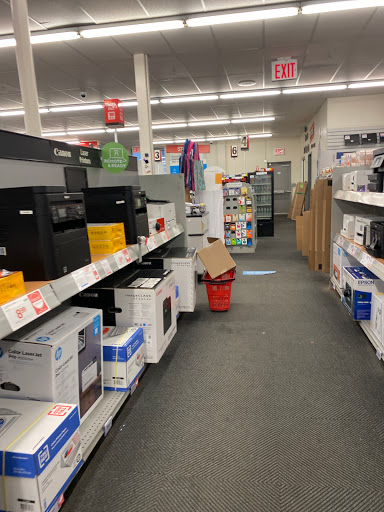 Office Supply Store «Staples», reviews and photos, 24-41 31st St, Astoria, NY 11102, USA