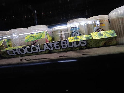 Tobacco Shop «Puffs Smoke Shop», reviews and photos, 9458 Whittier Blvd, Pico Rivera, CA 90660, USA