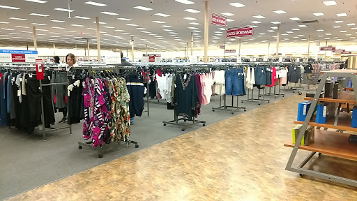 Clothing Store «Burlington Coat Factory», reviews and photos, 4293 Winston Ave #2, Covington, KY 41015, USA