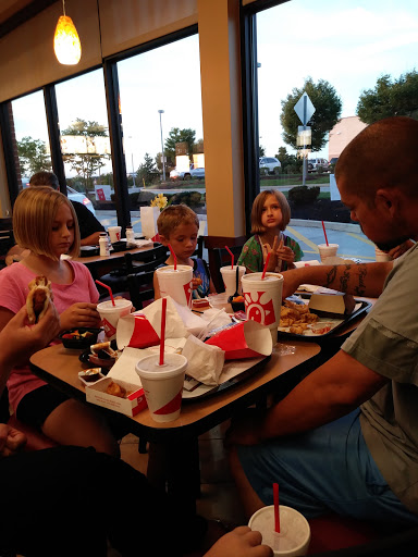 Fast Food Restaurant «Chick-fil-A», reviews and photos, 210 Forty Foot Rd, Lansdale, PA 19446, USA