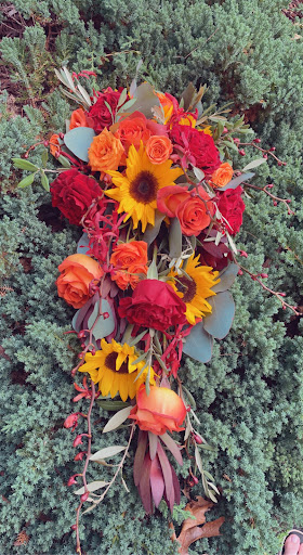 Florist «Golden Gate Studios», reviews and photos, 2003 Broad St, Cranston, RI 02905, USA