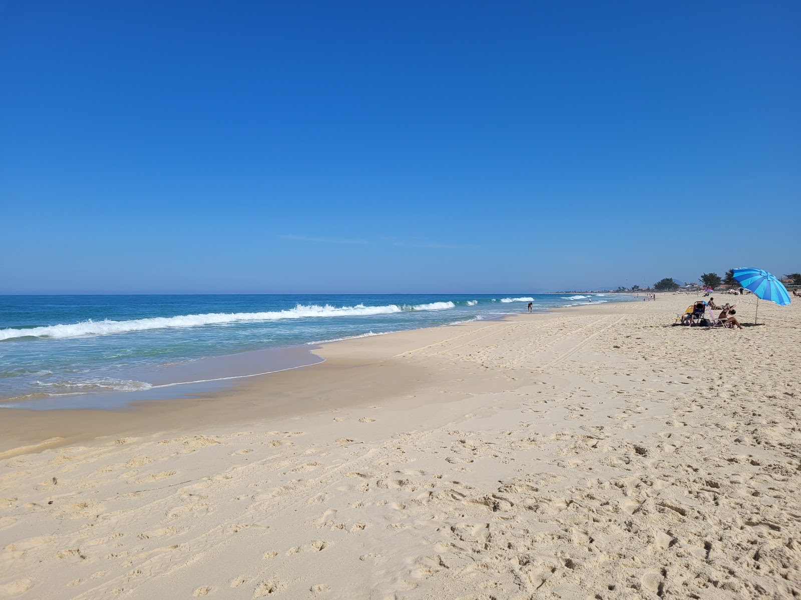 Foto de Praia De Ponta Negra com reto e longo