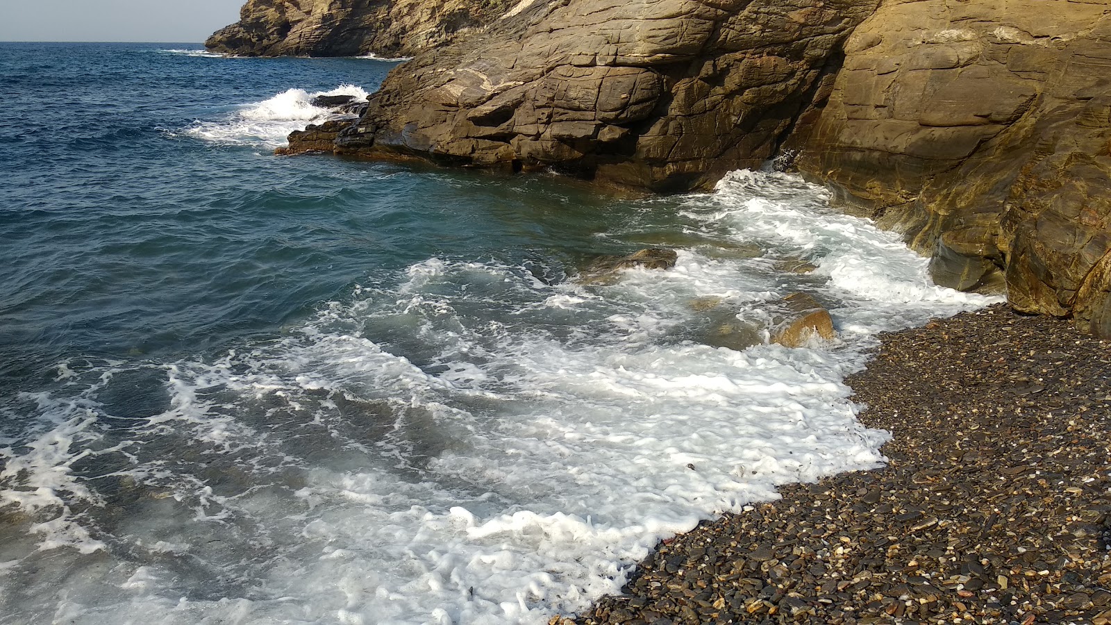 Mileopo Beach'in fotoğrafı vahşi alan