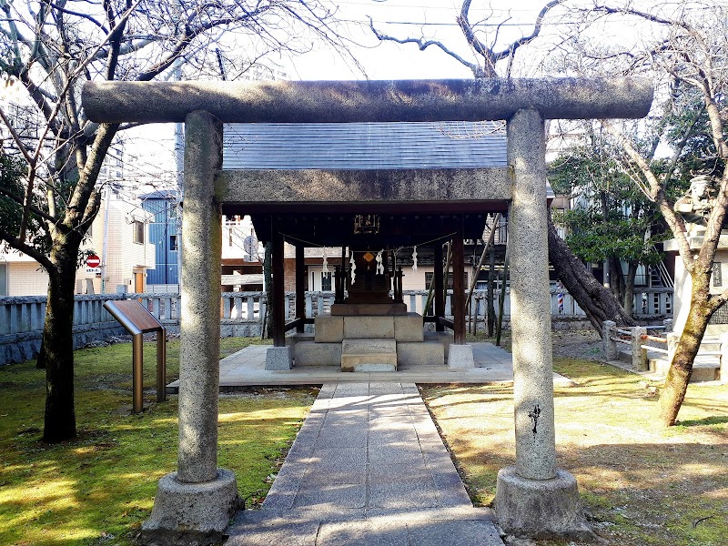 川口護国神社