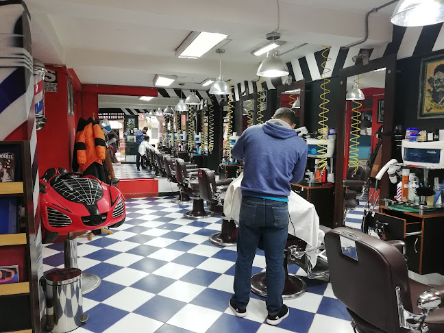 Opiniones de Barberos Montalvan Cusco en Cusco - Barbería