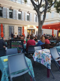 Atmosphère du Restaurant L'Oli Bé à Marseille - n°7