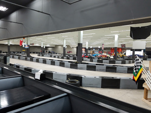 Go-Kart Track «Extreme Grand Prix Indoor Family Fun Center», reviews and photos, 6731 Blue Ridge Blvd, Raytown, MO 64133, USA