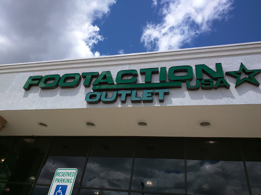 Shoe Store «Footaction», reviews and photos, 151 Crossroads Blvd, Cary, NC 27518, USA