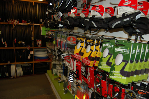 Bicycle Store «ADT Bike & Skate Shop (Arc De Triomphe Inc)», reviews and photos, 114-01 Jamaica Ave, Richmond Hill, NY 11418, USA