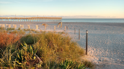 Grocery Store «Holden Beach General Store», reviews and photos, 473 Ocean Blvd W, Holden Beach, NC 28462, USA