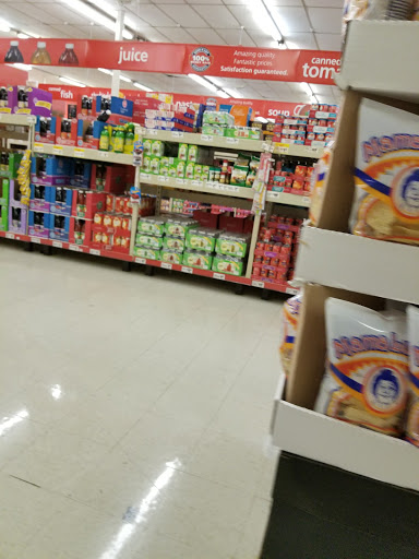 Grocery Store «Save-A-Lot», reviews and photos, 1117 E Commercial St, Springfield, MO 65803, USA