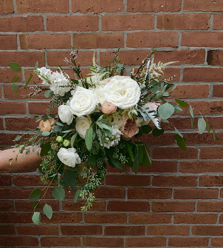 Florist «The Enchanted Florist», reviews and photos, 109 Public Sq, Lagrange, OH 44050, USA