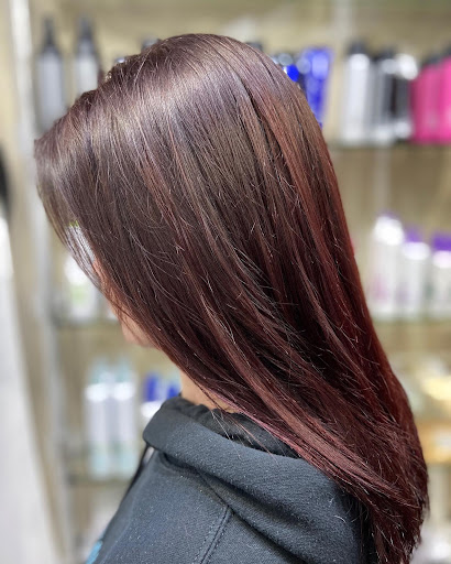 Beauty Salon «Wild Hare Salon», reviews and photos, 206 S State St, Marengo, IL 60152, USA