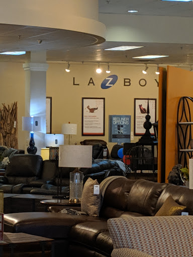 Furniture Store «La-Z-Boy Furniture Galleries», reviews and photos, 2830 Patriot Blvd, Glenview, IL 60026, USA