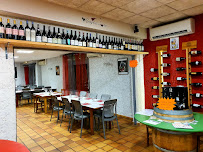 Atmosphère du Restaurant Le Comptoir des crus à Caubios-Loos - n°19