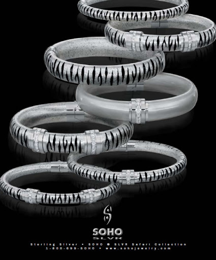 Jewelry Store «Lasker Jewelers Eau Claire, WI», reviews and photos, 3705 S Oakwood Mall Dr, Eau Claire, WI 54701, USA