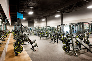 Gold's Gym Laval