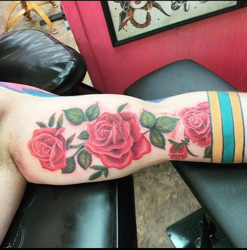 Tattoo Shop «Pink Elephant Tattoo Studio», reviews and photos, 707 S Ankeny Blvd, Ankeny, IA 50023, USA