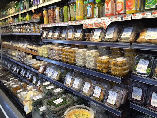 Grocery Store «New Morning Market», reviews and photos, 129 Main St N, Woodbury, CT 06798, USA