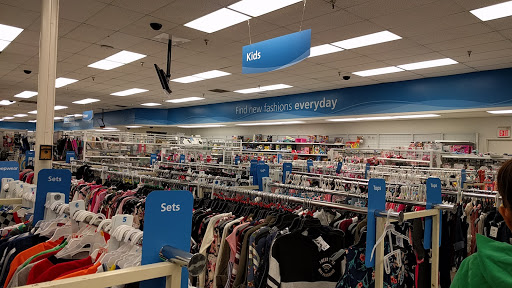 Clothing Store «Ross Dress for Less», reviews and photos, 2845 Cochran St, Simi Valley, CA 93065, USA