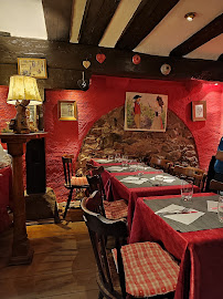 Atmosphère du Restaurant français Le Caveau des Vignerons à Riquewihr - n°1