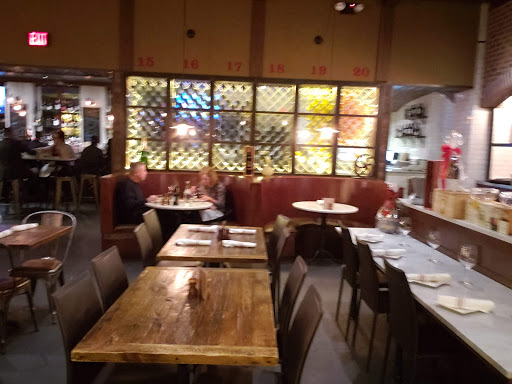 Shopping Mall «The Gallery at Westbury Plaza», reviews and photos, 900 Old Country Rd, Garden City, NY 11530, USA