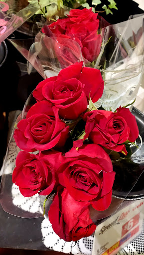 Grocery Store «Weis Markets», reviews and photos, 412 Day Hollow Rd, Endicott, NY 13760, USA