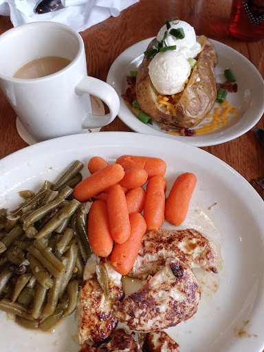 American Restaurant «Cracker Barrel Old Country Store», reviews and photos, 103 Paradise St, Manchester, TN 37355, USA