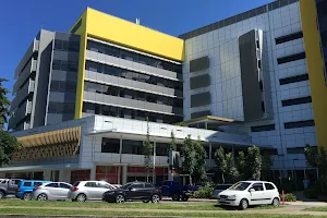 Cairns Hospital image