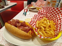 Hot-dog du Restaurant Holly's Diner à Louvroil - n°4