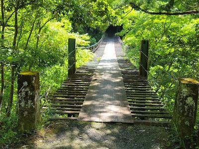 野々垣内の吊橋(佐久間橋)