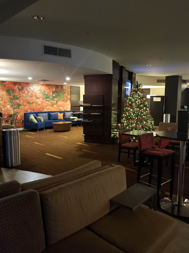 Shopping Mall «Carriage Crossing», reviews and photos, 4674 Merchants Park Cir, Collierville, TN 38017, USA