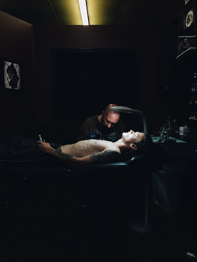 Tattoo Shop «Riot Ink Custom Tattoos», reviews and photos, 8761 Smoky Row Rd, Powell, OH 43065, USA