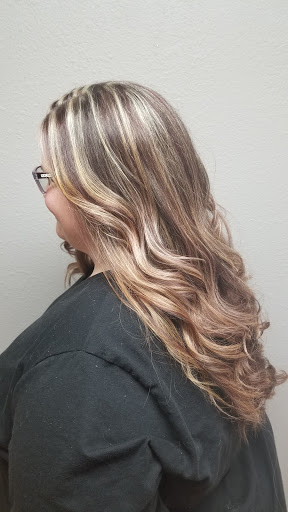 Beauty Salon «Crissy Hair Salon», reviews and photos, 406 E Bloomingdale Ave, Brandon, FL 33511, USA