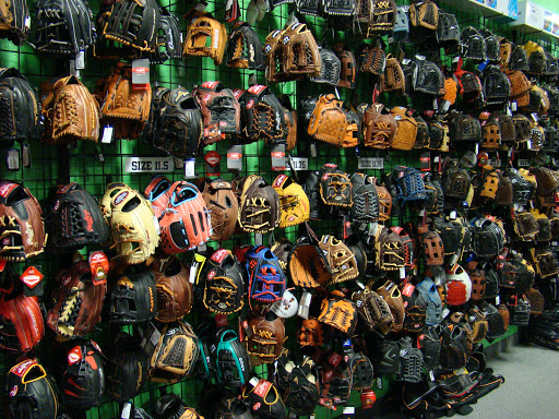 Sporting Goods Store «Play It Again Sports Springfield», reviews and photos, 1300 E Battlefield Rd, Springfield, MO 65804, USA