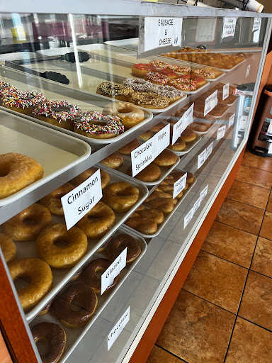 Donut Shop «KD Donuts & Kolaches», reviews and photos, 4650 E Sunset Rd, Henderson, NV 89014, USA