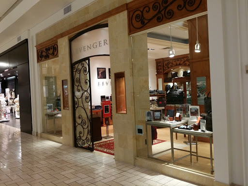 Stationery Store «Levenger», reviews and photos, 8023 Tysons Corner Center, McLean, VA 22102, USA