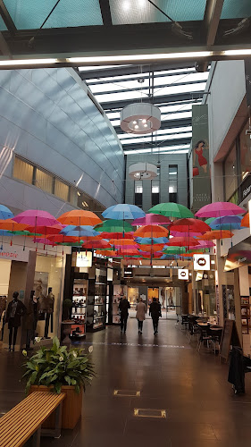 Reviews of Wall Street in Dunedin - Shopping mall