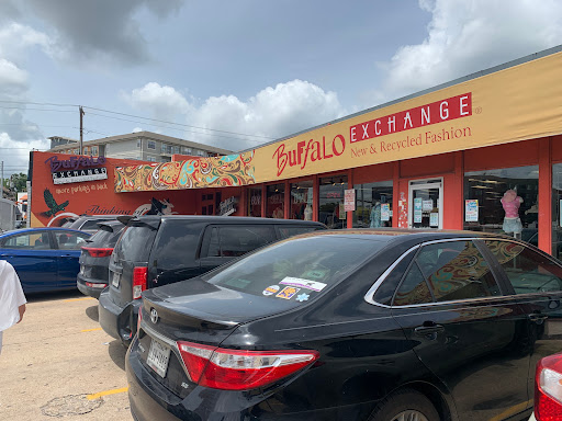 Used Clothing Store «Buffalo Exchange Austin», reviews and photos, 2904 Guadalupe St, Austin, TX 78705, USA