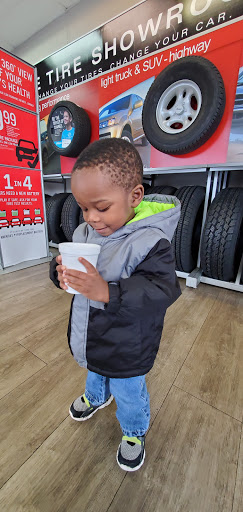 Tire Shop «Firestone Complete Auto Care», reviews and photos, 2823 S Glenstone Ave, Springfield, MO 65804, USA