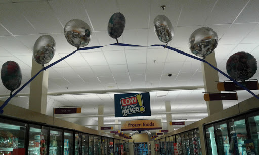 Supermarket «Super Stop & Shop», reviews and photos, 164 Main St, Saugus, MA 01906, USA