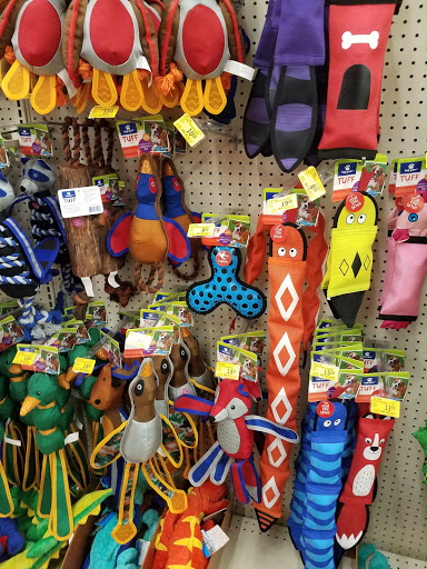 Pet Supply Store «PetSmart», reviews and photos, 248 Westminster Dr, Carlisle, PA 17013, USA