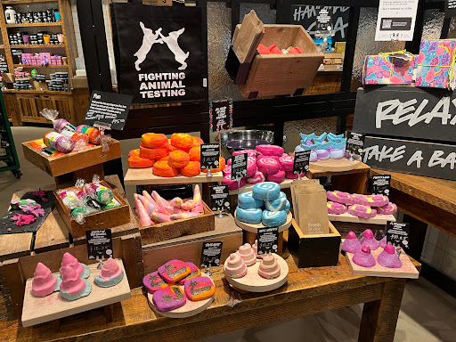 Cosmetics Store «LUSH», reviews and photos, 575 Bellevue Way NE #128, Bellevue, WA 98004, USA